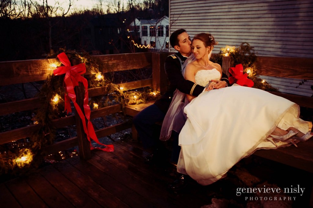  Aurora, Bertram inn, Chagrin Falls, Copyright Genevieve Nisly Photography, Ohio, Wedding, Winter