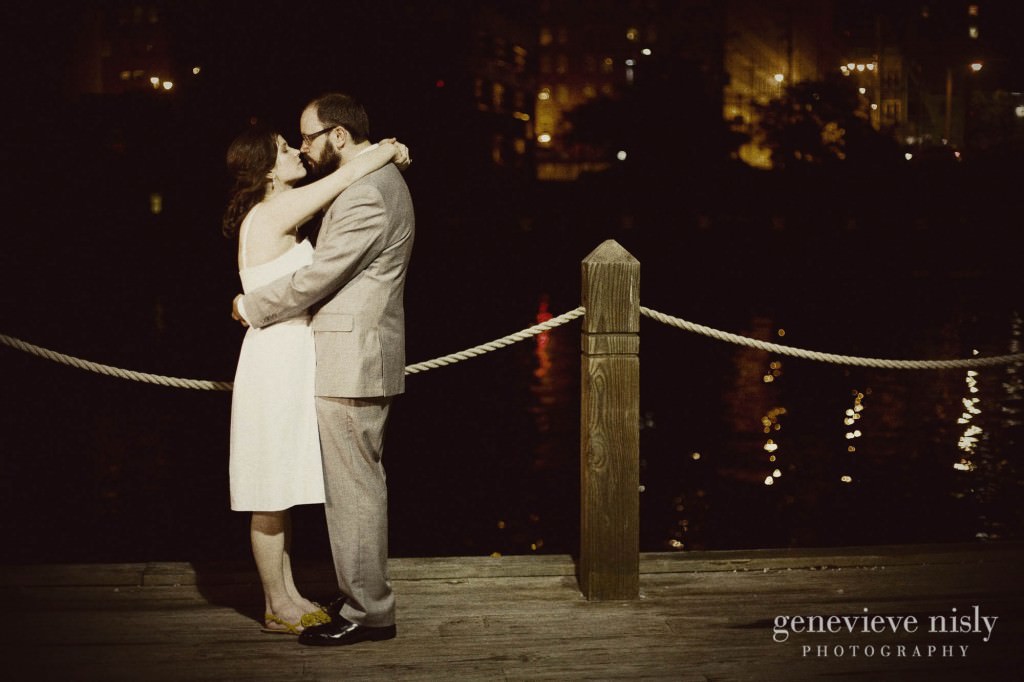 erin-dave-039-windows-on-the-river-cleveland-wedding-photographer-genevieve-nisly-photography