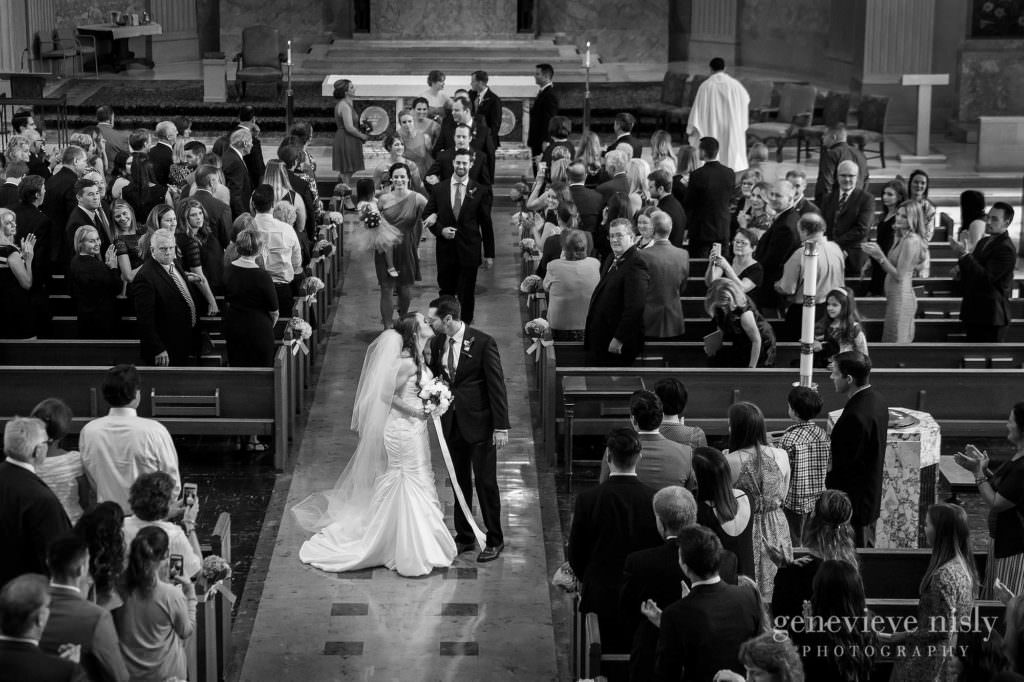 lauren-craig-017-st-ann-cleveland-wedding-photographer-genevieve-nisly-photography