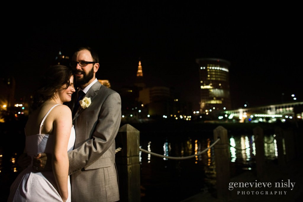 erin-dave-040-windows-on-the-river-cleveland-wedding-photographer-genevieve-nisly-photography