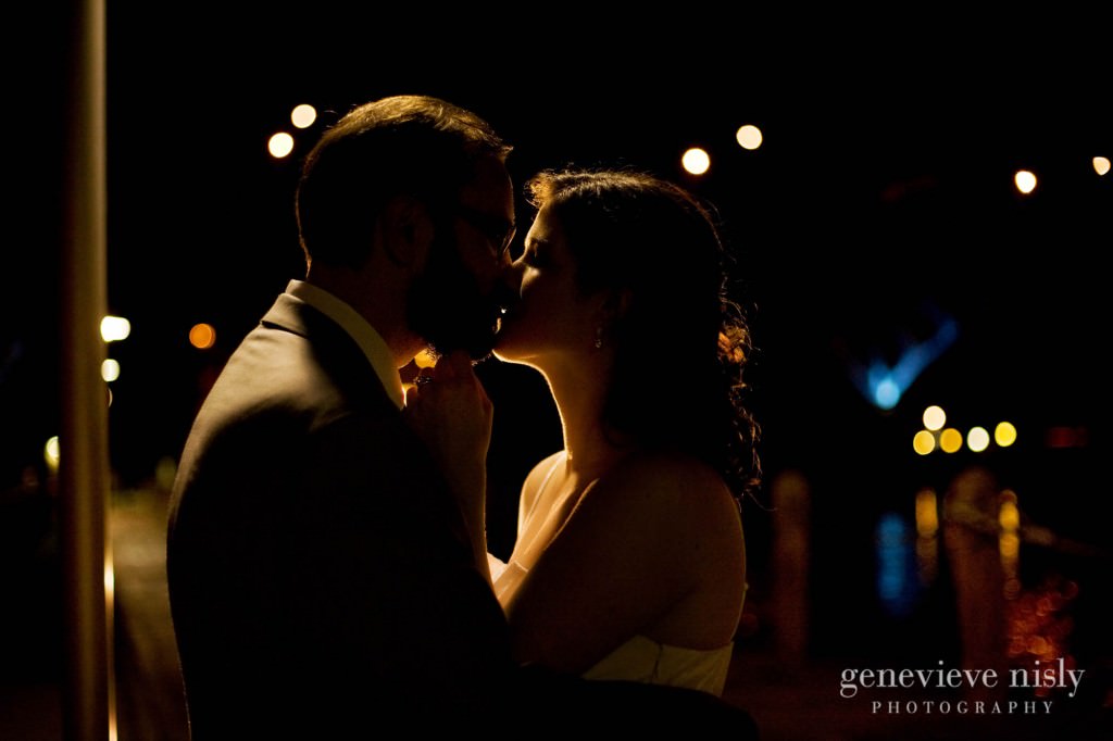 erin-dave-041-windows-on-the-river-cleveland-wedding-photographer-genevieve-nisly-photography
