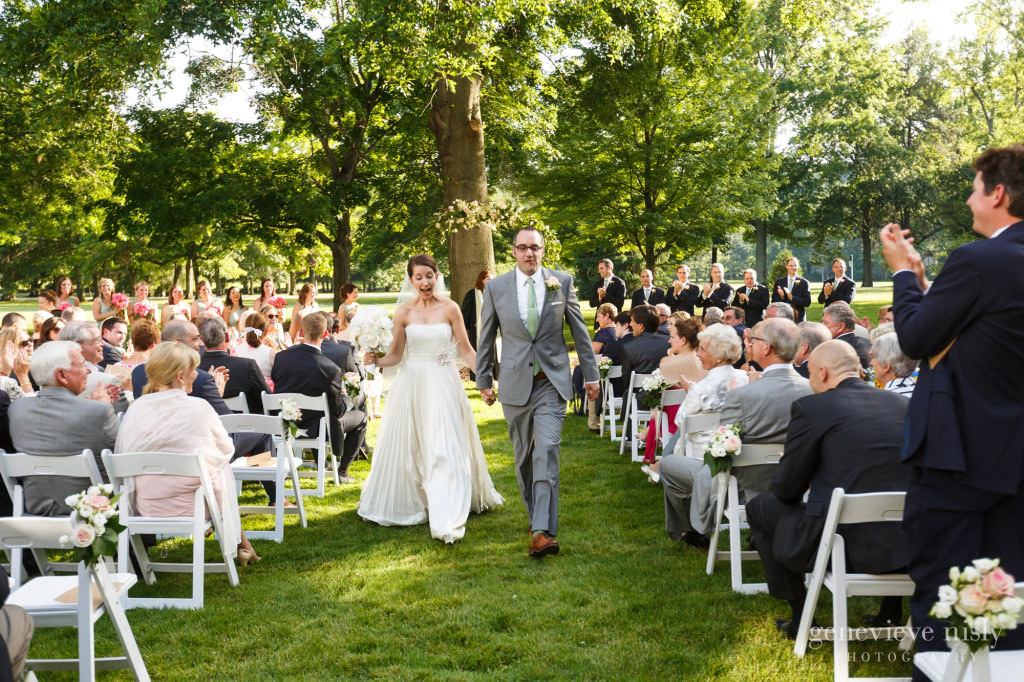  Chagrin Valley Hunt Club, Copyright Genevieve Nisly Photography, Gates Mills, Ohio, Summer, Wedding