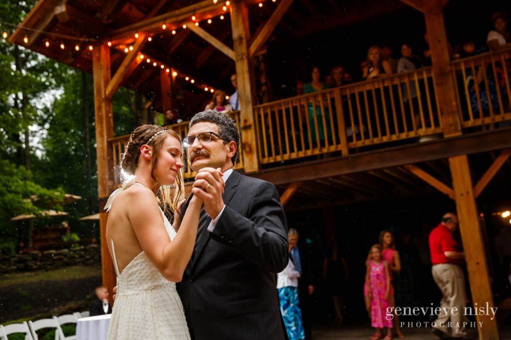 emily-cory-017-grand-barn-mohicans-wedding-photographer-genevieve-nisly-photography