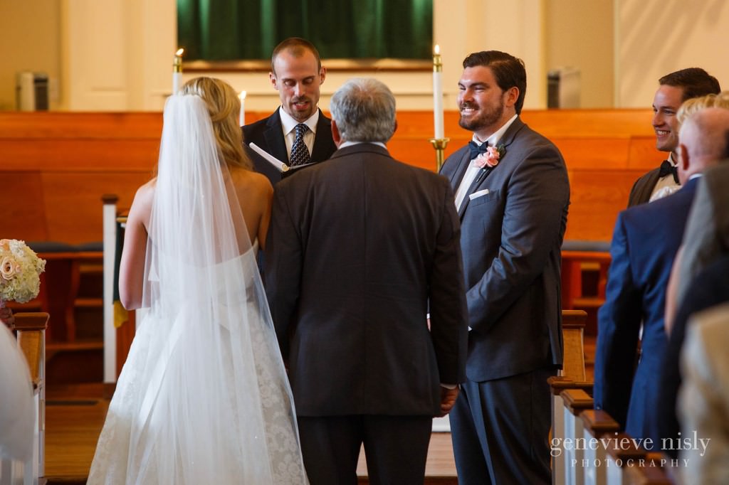  Canton, Church of the Lakes, Copyright Genevieve Nisly Photography, Summer, Wedding