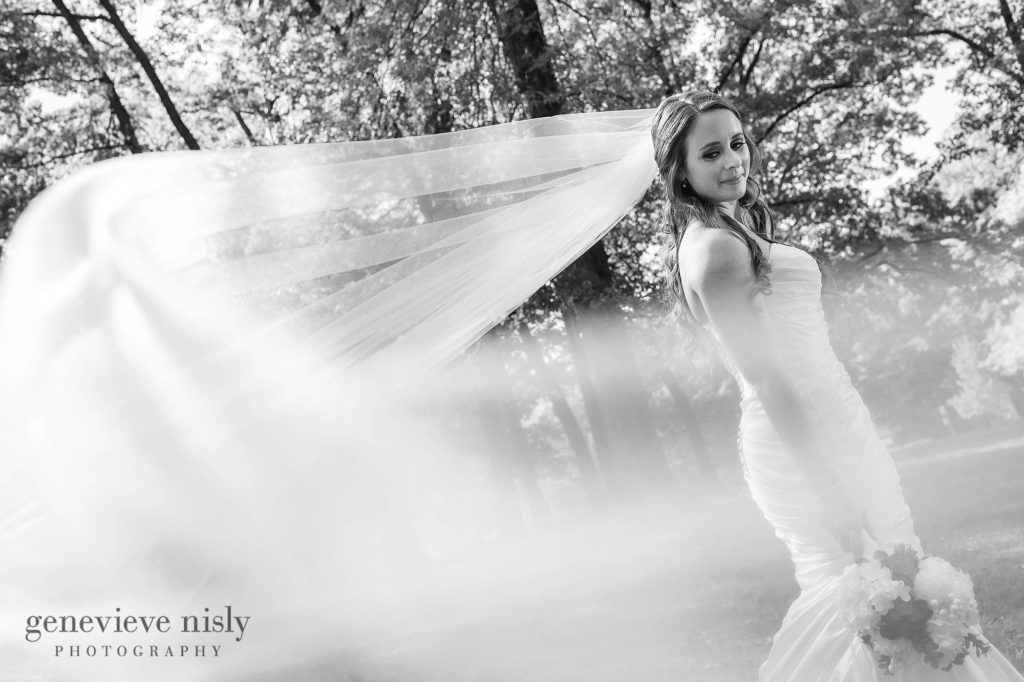 lauren-craig-025-shaker-lakes-cleveland-wedding-photographer-genevieve-nisly-photography