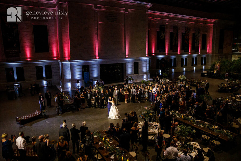 Fall, Wedding, Copyright Genevieve Nisly Photography, Cleveland Museum of Art