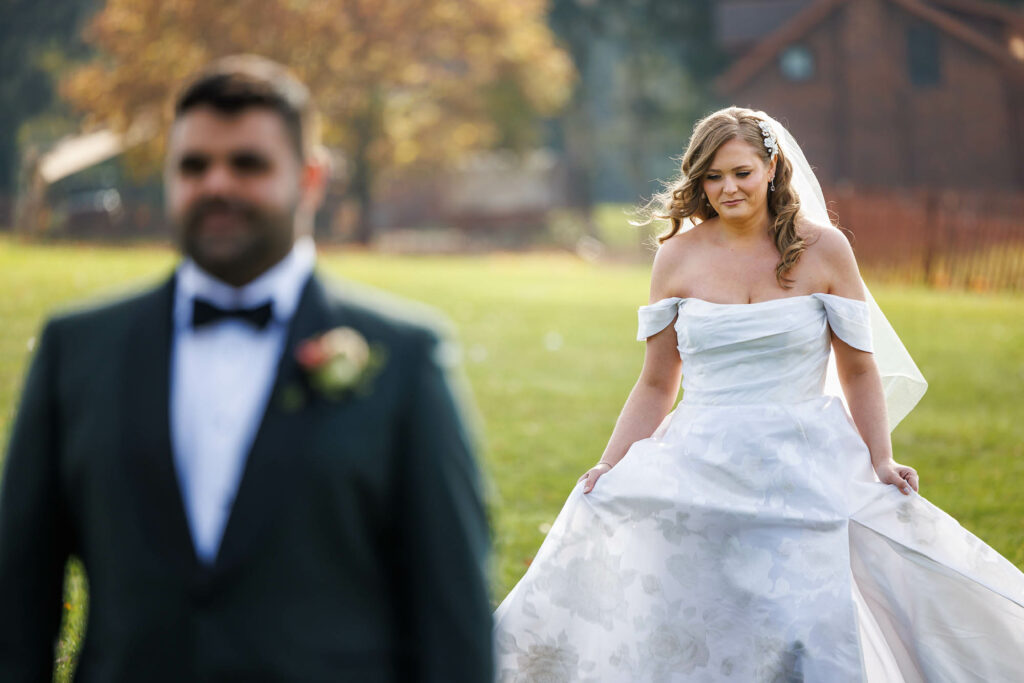  Wedding, Cleveland, Ohio, Mapleside Farms, Fall, Copyright Genevieve Nisly Photography